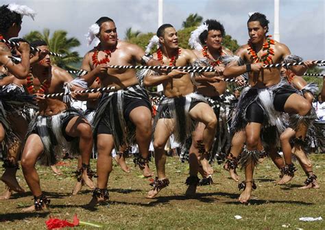 The New King of Tonga | Tongan culture, Polynesian islands, Polynesian men