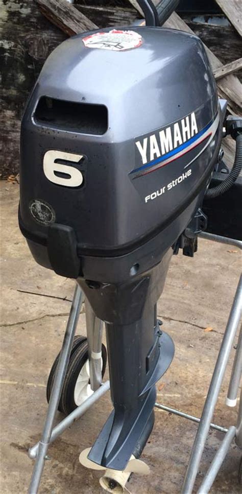 6 hp Yamaha Outboard Motor