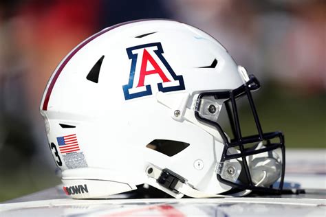 Arizona Wildcats earn commitment from California JUCO offensive lineman ...