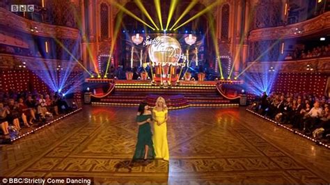 Tess Daly stuns in yellow for Strictly's Blackpool special | Daily Mail Online