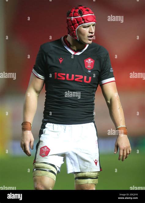 James botham wales hi-res stock photography and images - Alamy