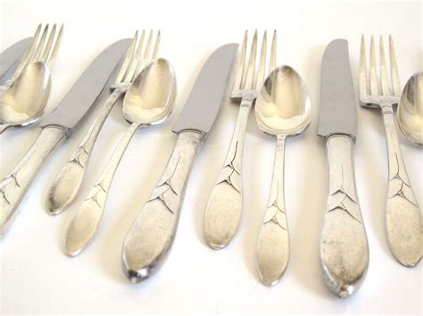 Community Plate Silverware Patterns. Oneida Wordsworth Flatware 45 pieces (Service for 8).