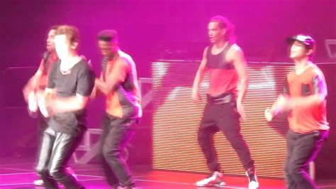 Austin Mahone- What About Love (Live at San Jose Event Center) - YouTube