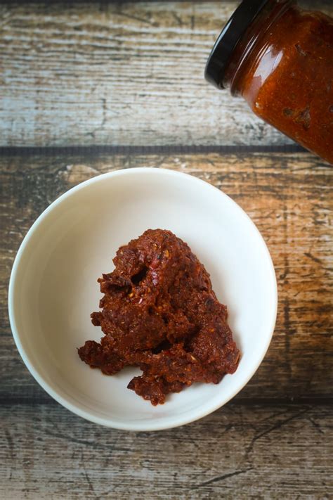 Easy Homemade Red Curry Paste - The Wanderlust Kitchen