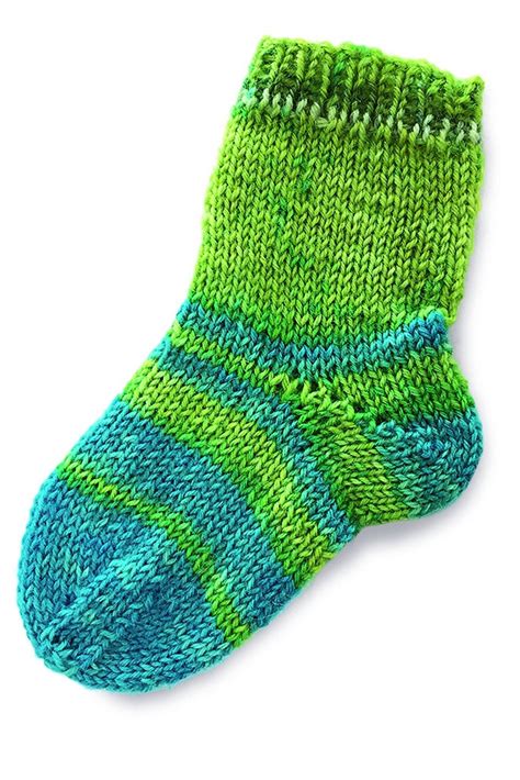 Baby Socks Knitting Pattern | The Knitting Network