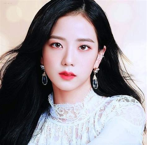 Jisoo para 100 most Beautiful Faces | •BLACKPINK• Amino