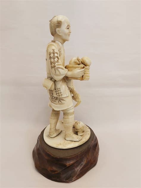 Antique Antique Ivory Sculpture | Antik Spalato Shop