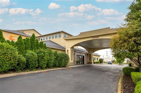 Comfort Suites Northwest Columbus - I-71, Exit 111, OH - See Discounts