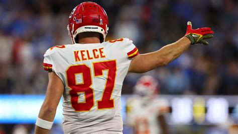 Travis Kelce Named AFC Offensive Player of the Week