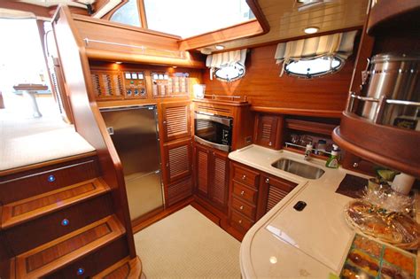 Sailboat interior, Boat interior, Boat house interior