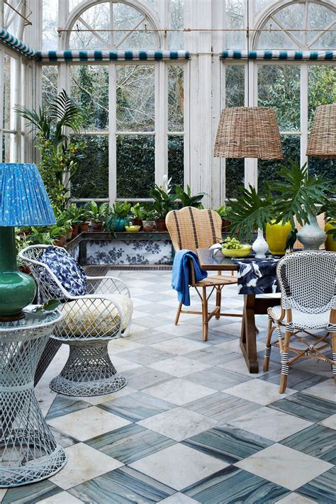 37 stylish conservatory ideas for every kind of house | Garden room, Glass house, Conservatory ...