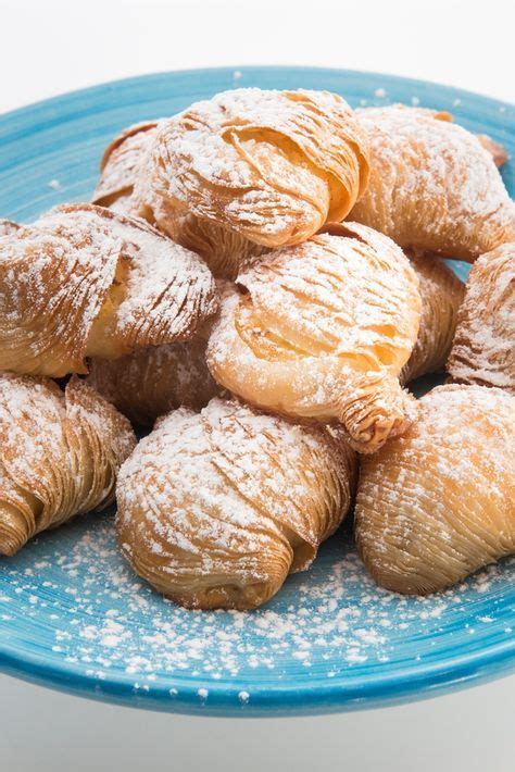 Sfogliatelle | Recipe | Italian pastries, Italian desserts