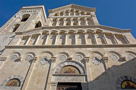 Cagliari Cathedral (Cagliari, 1933, 13th century) | Structurae