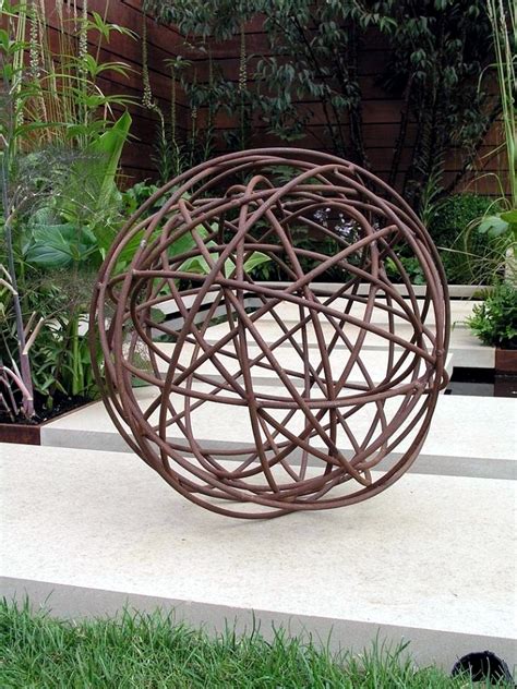 20 ideas for unusual garden sculptures to make your own | Interior ...