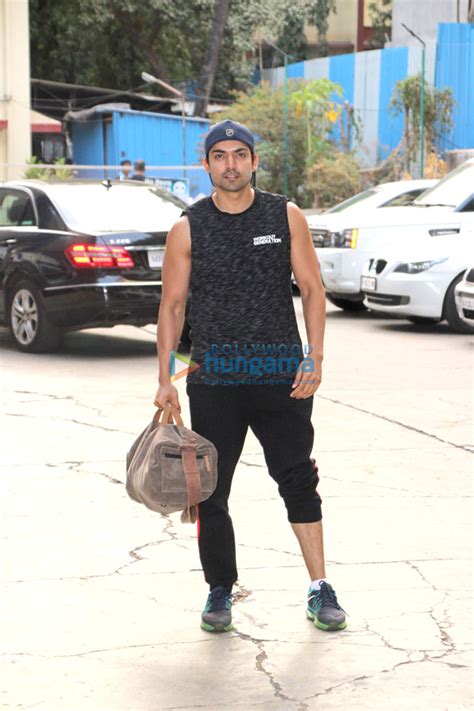 Gurmeet Choudhary snapped at the gym | Parties & Events - Bollywood Hungama