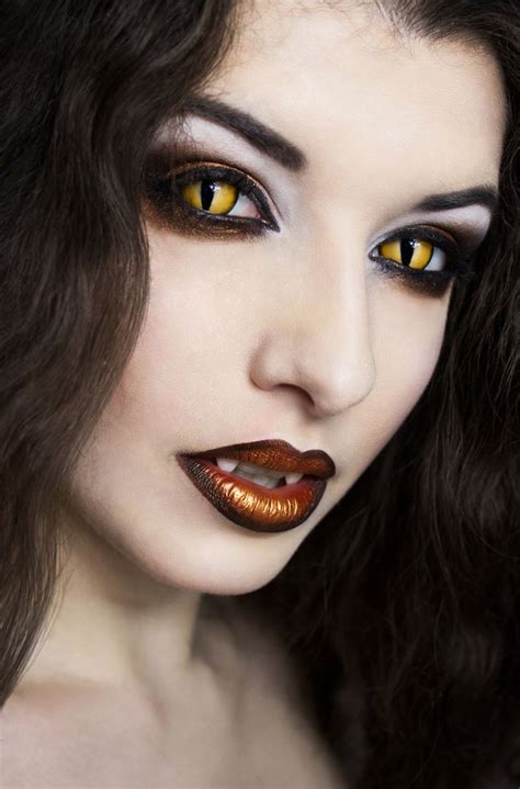 Model, make-up, photo: me Lenses: Samhain Contact Lenses Fangs: Father Sebastiaan Model, La ...