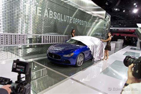 2013 Los Angeles Auto Show Day Two Picture Gallery | Edmunds