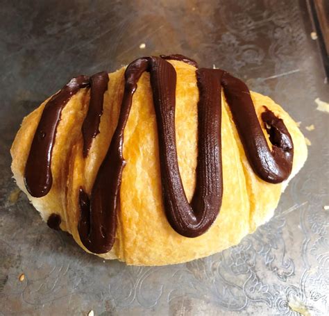 Chocolate-Croissant