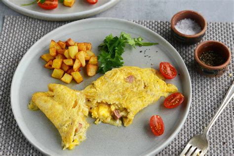 Ham and Cheese Omelet Recipe