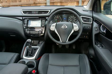 Nissan Qashqai (2014-2017) Interior & Infotainment | carwow