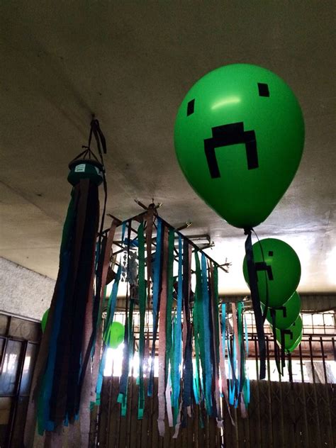 DIY minecraft balloons for our party | Minecraft balloons, Diy ...