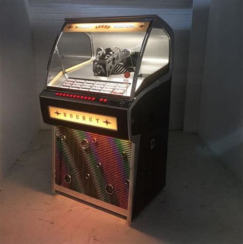 First Vinyl Jukebox Launched In 20 Years | Jukebox, Jukeboxes, Vinyl