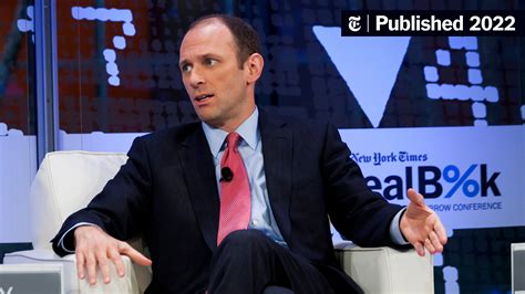 Economist Austan Goolsbee Is Named to Lead the Chicago Fed - The New York Times