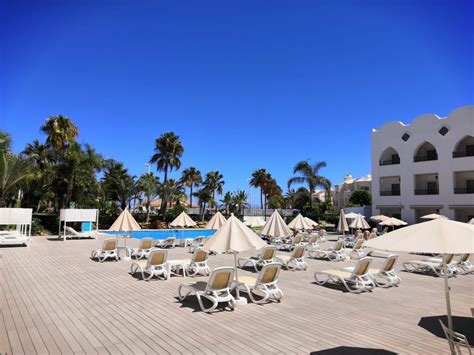 "Pool" Mac Puerto Marina Benalmádena (Benalmadena) • HolidayCheck (Costa del Sol | Spanien)