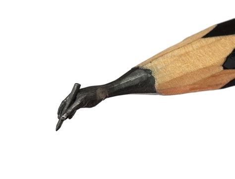 You'll be amazed by this pencil-tip art