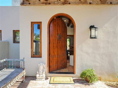 CHARMING SANTA FE-STYLE HOME | California Luxury Homes | Mansions For ...