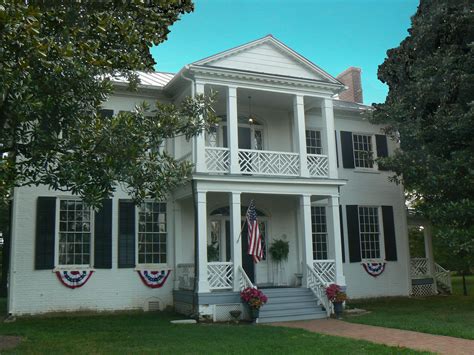 Magnolia Grange - federal style plantation home built in 1822 by William Winfree | Pics4Learning