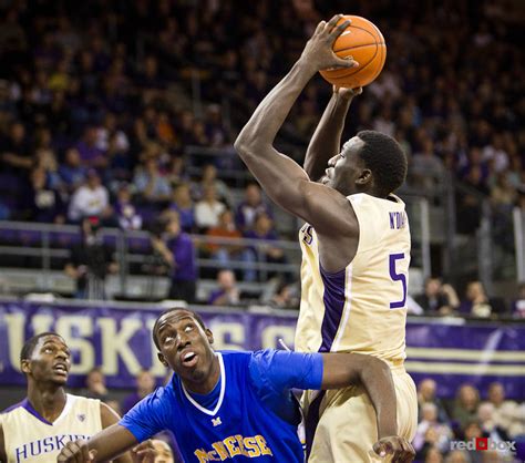 UW Huskies Men’s Basketball | Season Opener ndiaye-uw-basketball ...