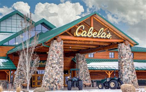 Cabela's Has "Rolled Up the Mat" for RV Parking According to Popular ...