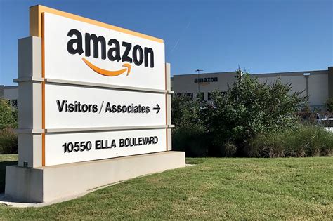 Amazon’s Proposed Multistory Warehouse in Texas Marks New Frontier