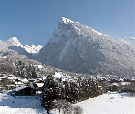 Samoëns – The Authentic Village In A Huge Ski Region - InTheSnow