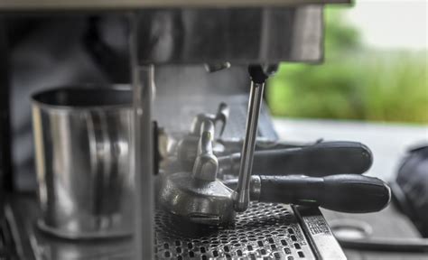 Coffee Maker Cleaning and Maintenance Tips | Crewcare