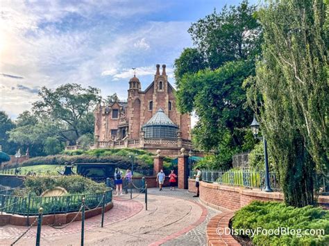 Haunted Mansion Fans! RUN to Main Street Confectionery in Magic Kingdom! - Disney Food ...