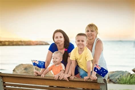 2,931 Australian Families Beach Images, Stock Photos, 3D objects ...