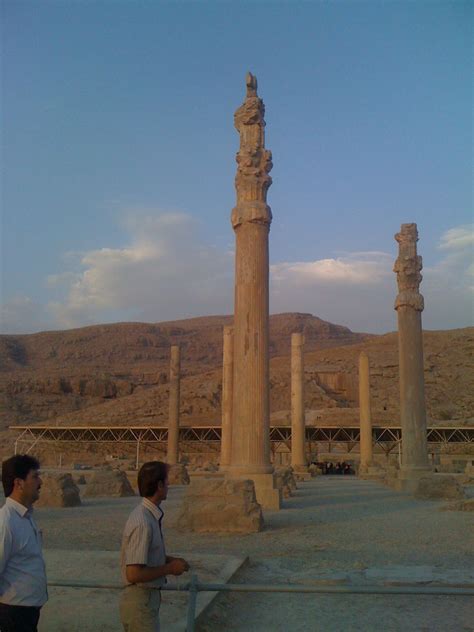 Takht e Jamshid! Apadana | Persian architecture, Monument valley ...