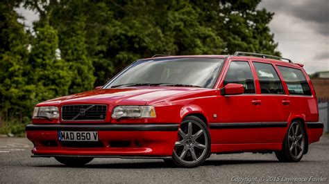 Lawrence Fowler - Photographer: Car Shoot - Volvo 850R