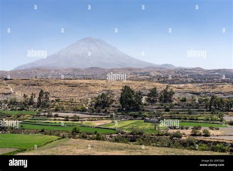 Volcanoes surround the city of Arequipa, Peru Stock Photo - Alamy