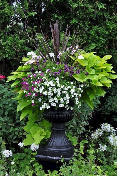 Beautiful Container Garden Flower Ideas 49 | Garden containers ...