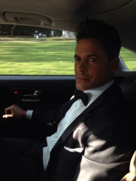 ROB LOWE ("Behind the Candelabra") is in the limo and en route to the Golden Globes with a fresh ...