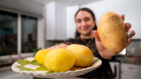 How to peel potatoes quickly