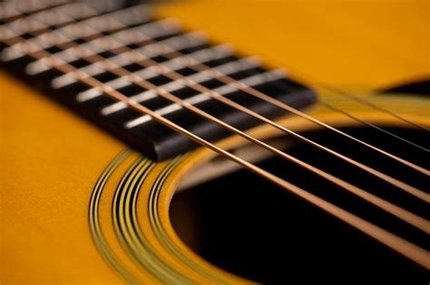 How to Choose a String Gauge for Your Acoustic Guitar