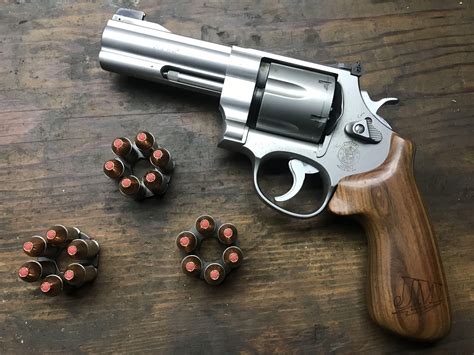 Good first revolver: Ruger GP100 vs S&W 686?