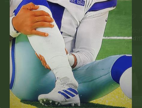 Dak Prescott suffers a gruesome right leg injury, carted off (PHOTO)