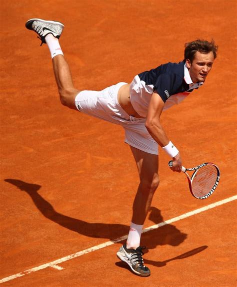 Daniil Medvedev Looks to Come Back at the French Open - The New York Times