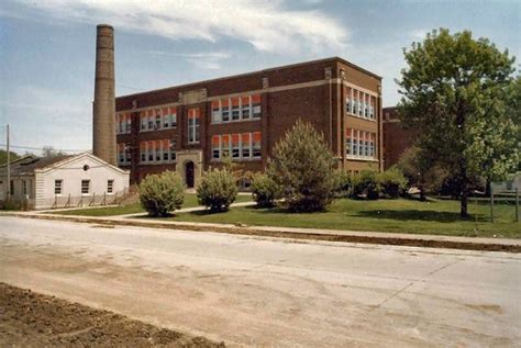 School Photos-Newton, Iowa