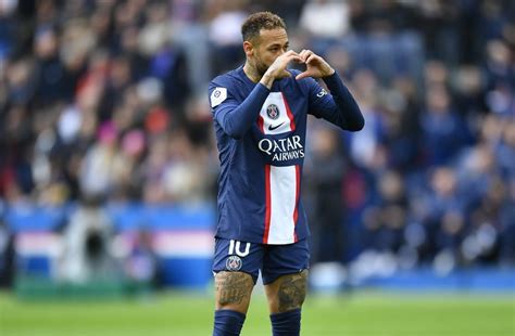 Neymar was out of action for nearly a month, PSG received a shock ...